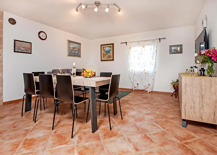 Casa Valeluna Villa *
