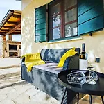Villa Casa Valeluna *