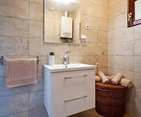 Casa Valeluna Ρόβινι